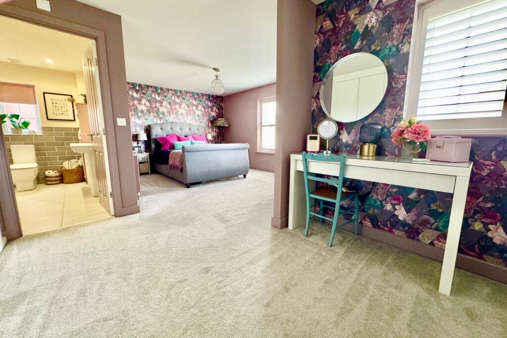 20, Meadowside Drive photo 4