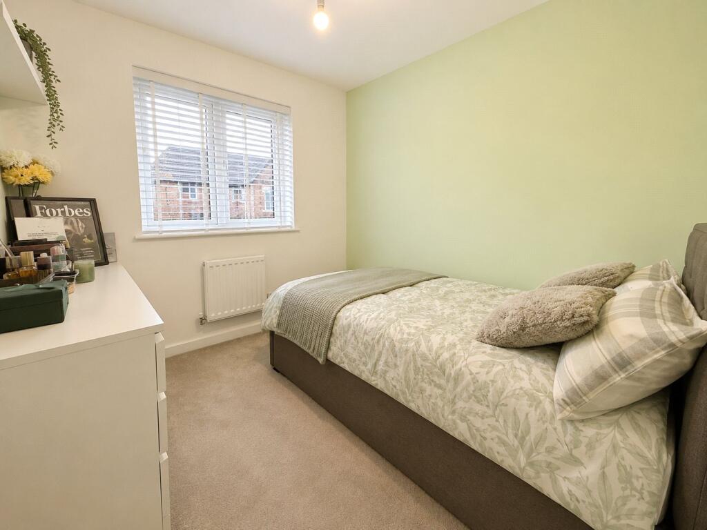 Rosa Way, Blackburn, Lancashire, BB1 – další