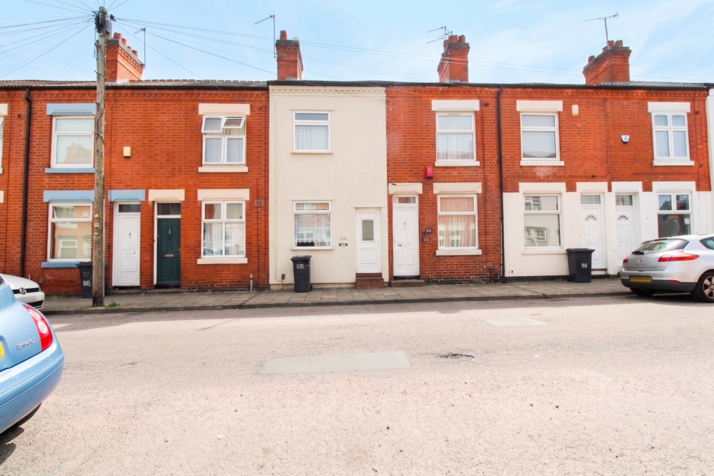 Main image of property: Bolton Road, Leicester, LE3