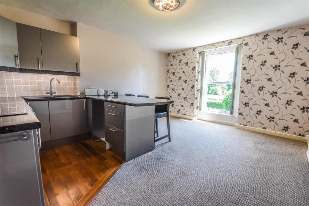 Flat 4 12, May Lane, Dursley - View 3