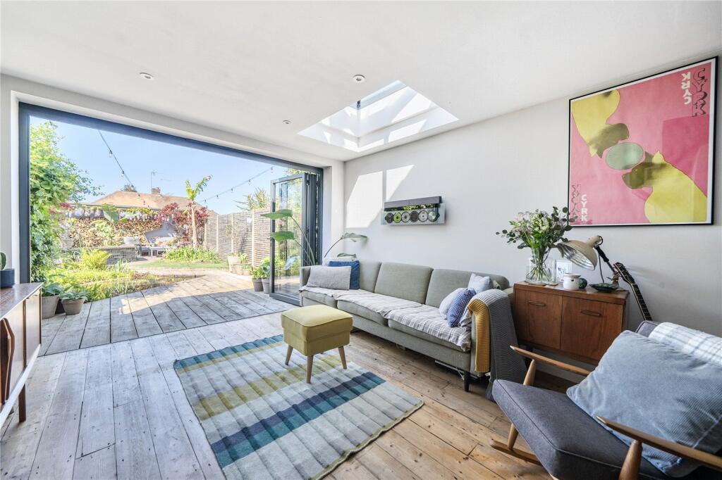 Main image of property: Walnut Tree Lane, Byfleet, West Byfleet, Surrey, KT14