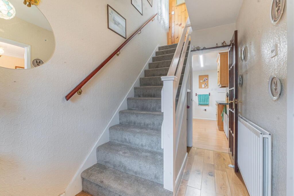 House in Redditch, Worcestershire - View 4