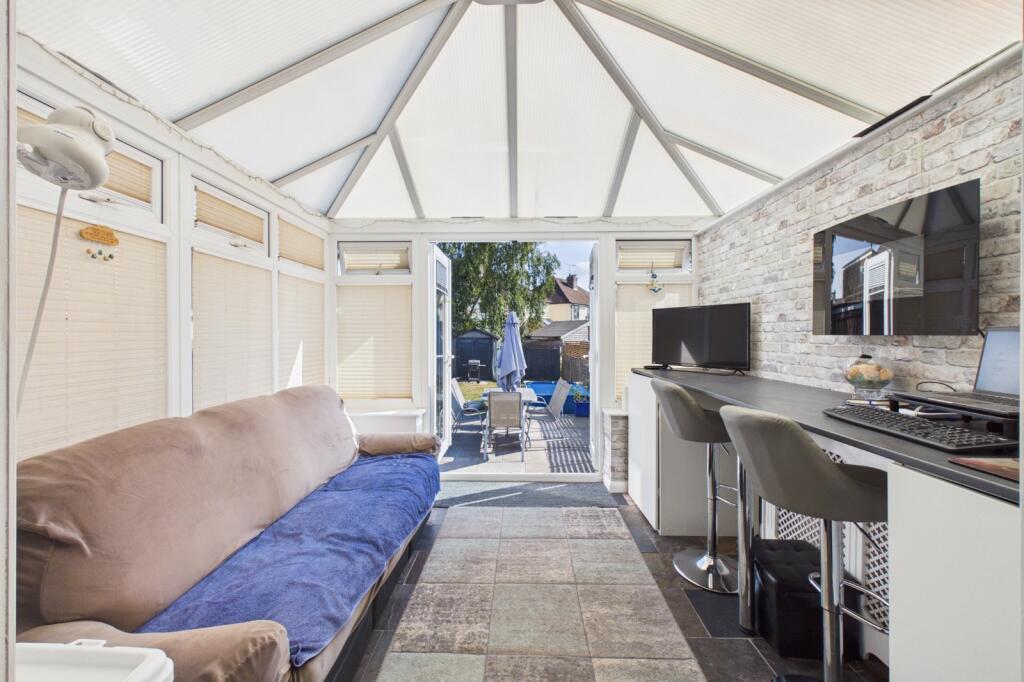 House in Guildford - View 5