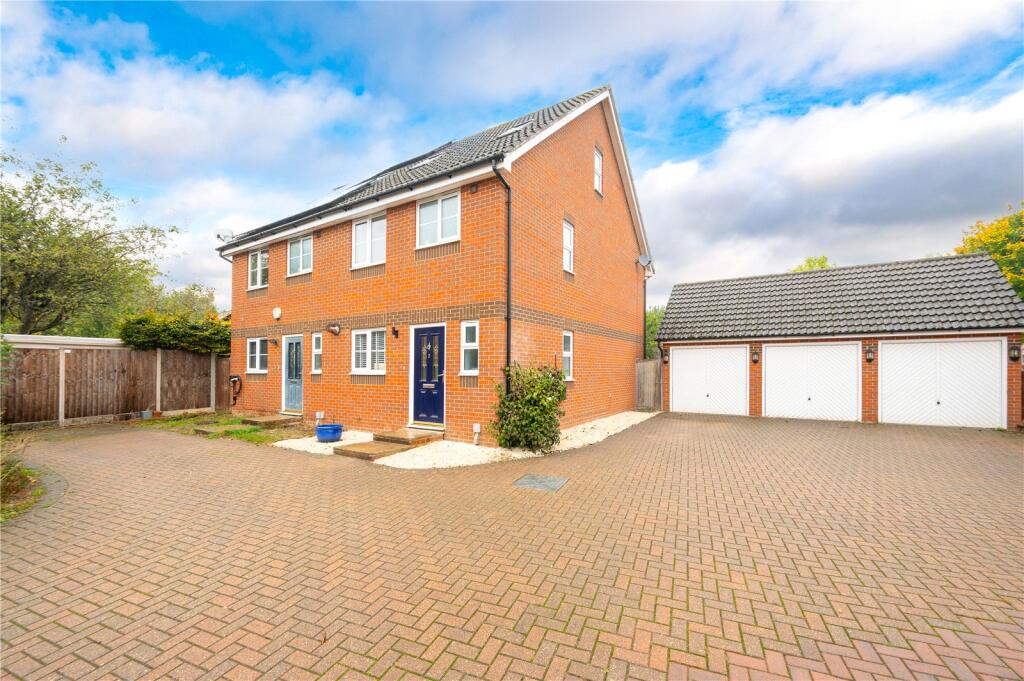 3-bed semi-detached on Gillsted Court, St. Albans, Hertfordshire, AL3, £650,000