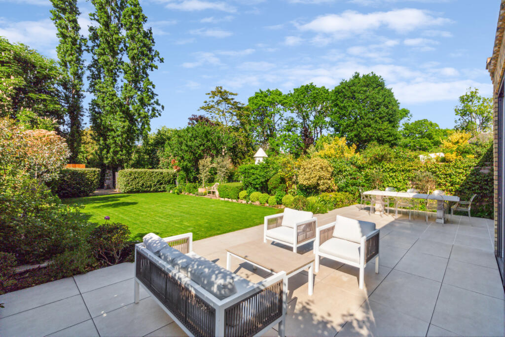 House in London - View 4