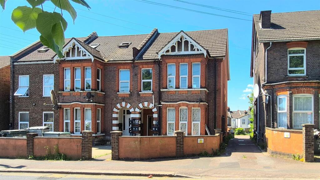 Main image of property: 23-25 Biscot Road, Luton