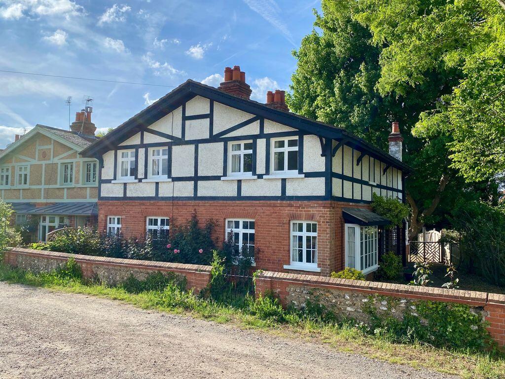 Main image of property: Cookham Dean.
