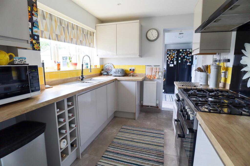 Finch Avenue, Oakham photo 3