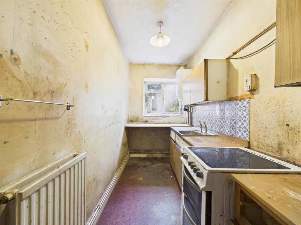 Apartment in Bristol - More