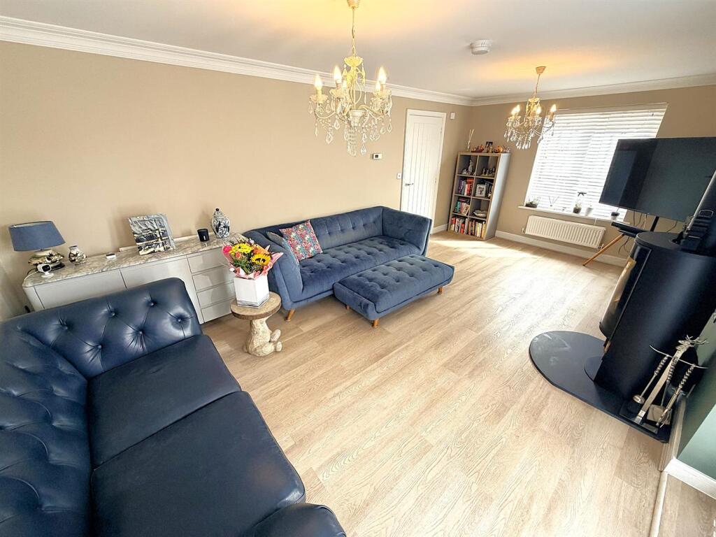 House in Weldon, North Northamptonshire - View 5