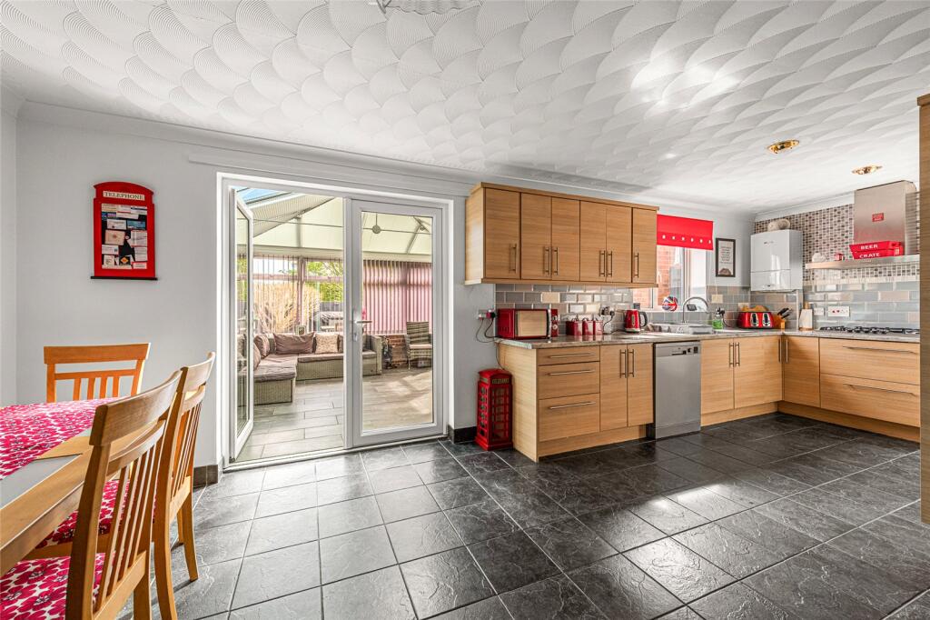 Elmtree Road, Ruskington, Sleaford, Lincolnshire, NG34 photo 2