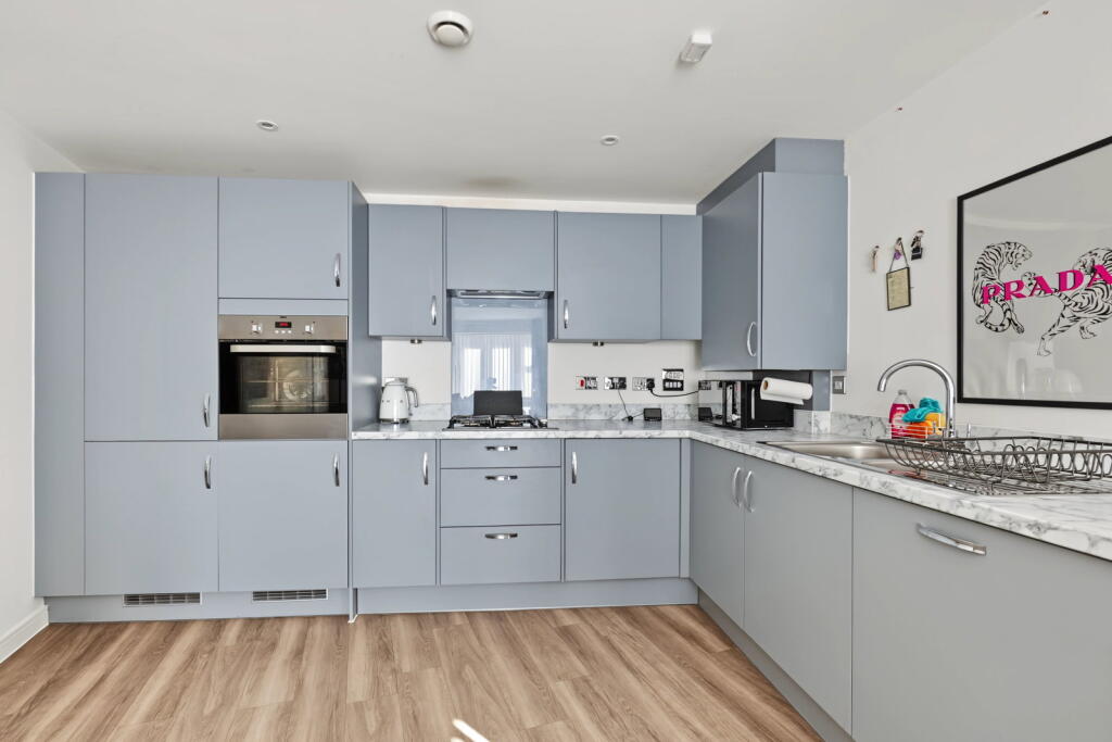 Apartment in Rochester - View 4