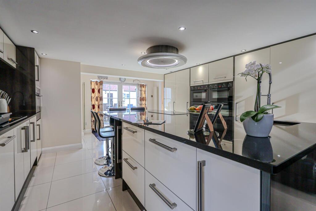 House in Newark and Sherwood, Lowdham - More