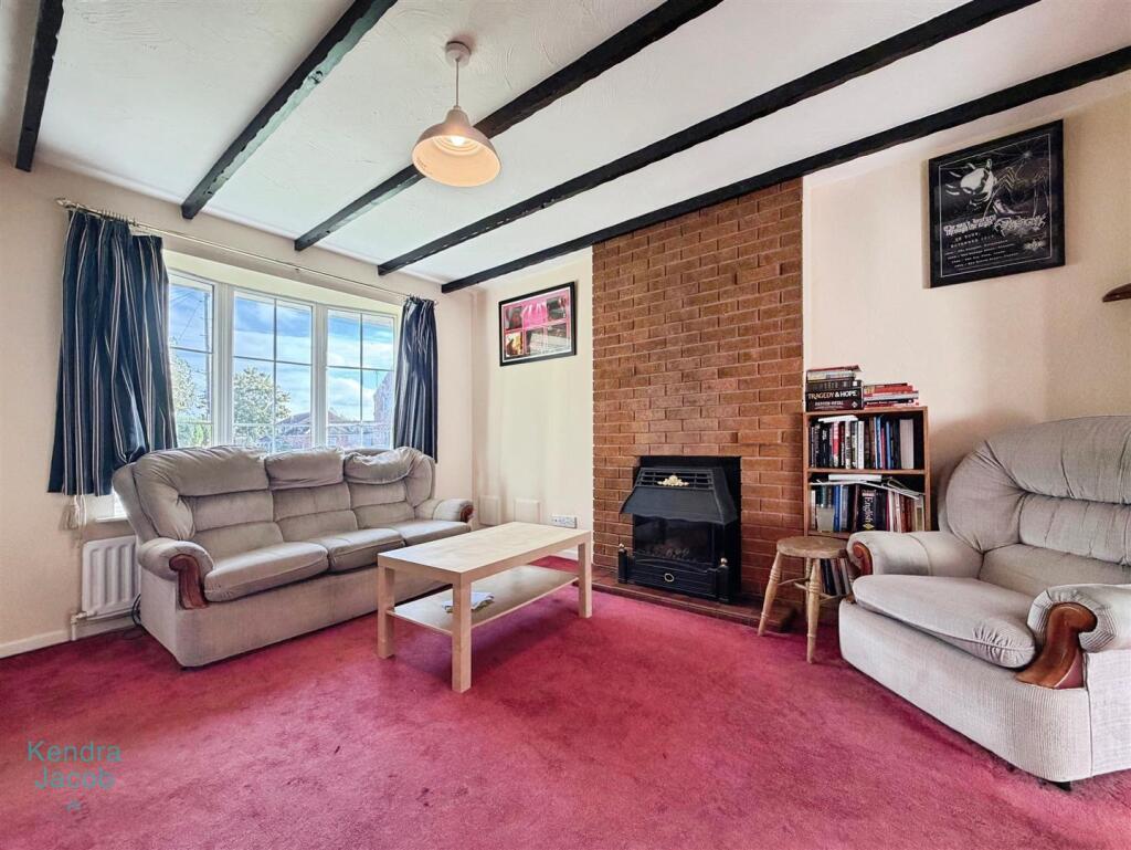 Southfields Rise, North Leverton, Retford photo 2