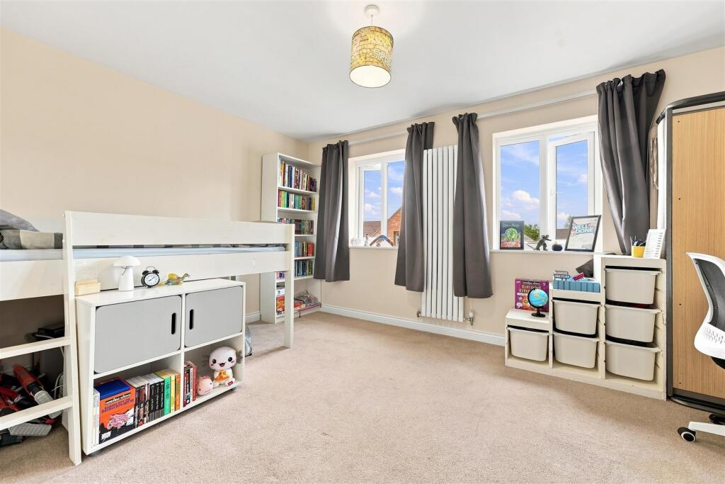 House in Bristol - More