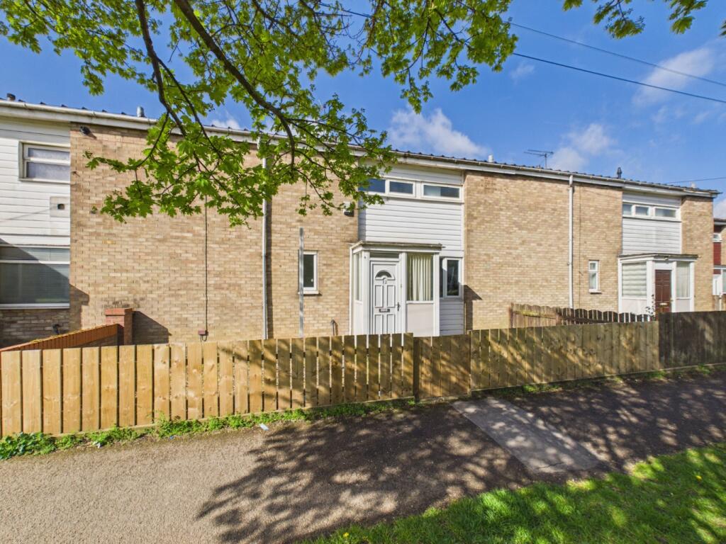 Main image of property: Padstow Close, Bransholme, Hull, HU7 4HG