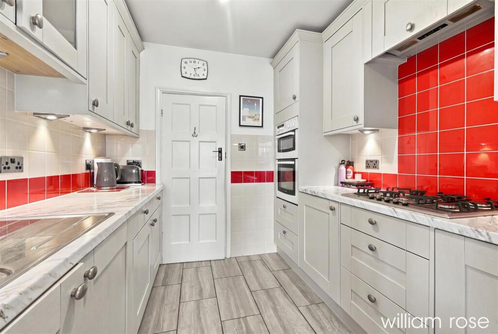 House in Ilford - View 4