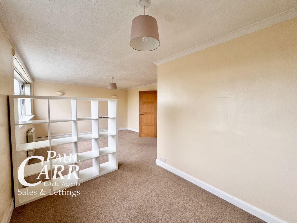 Apartment in Birmingham, Sutton Coldfield - View 5