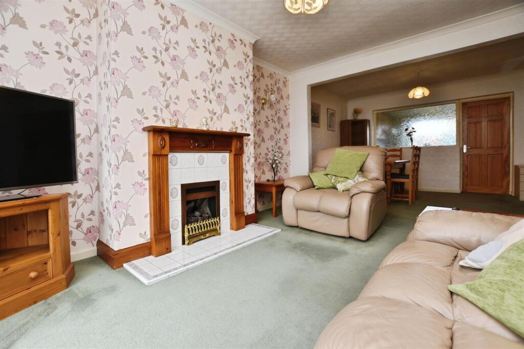 Russell Drive, Keyingham - View 4