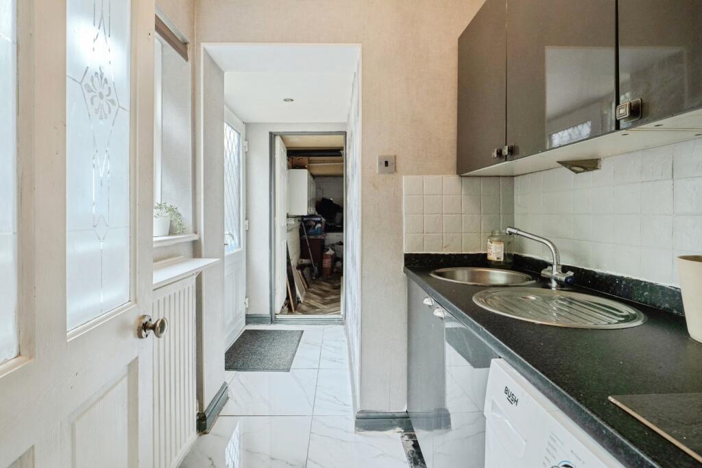 Additional image 8 of Gleneagles, Tamworth, Staffordshire, B77