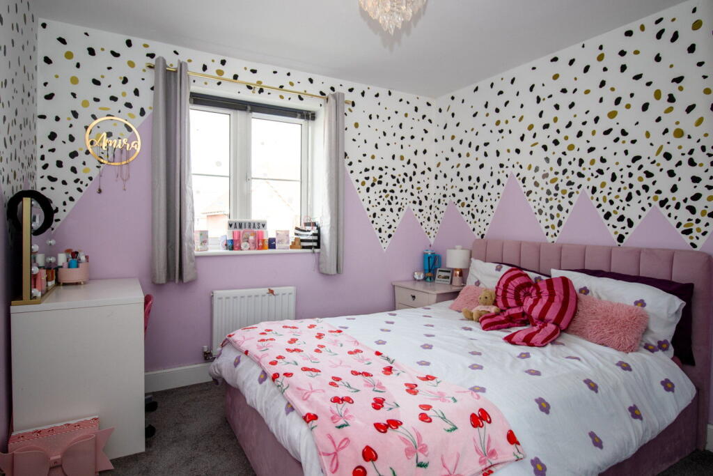 House in Guildford - More
