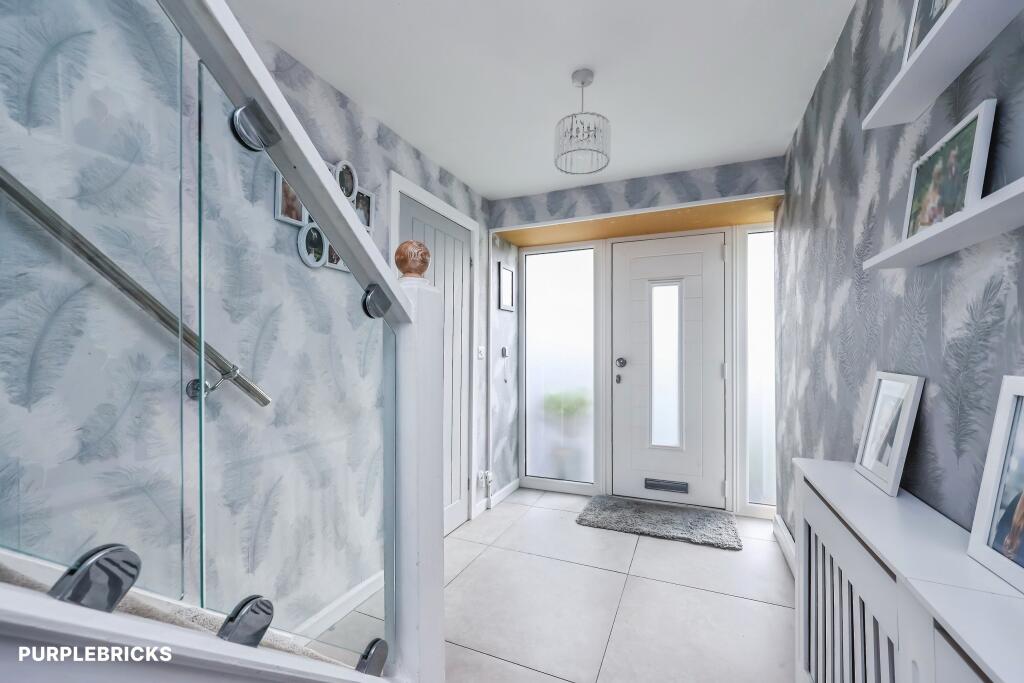House in Nottingham, Rise Park - View 2