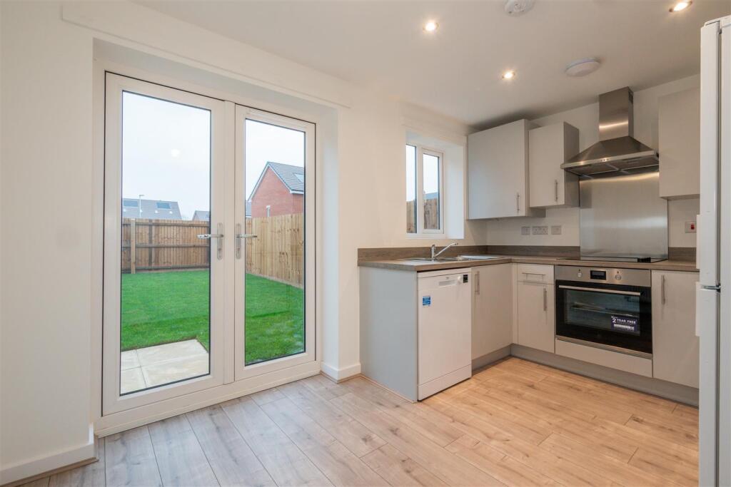 House in Nottingham - View 4