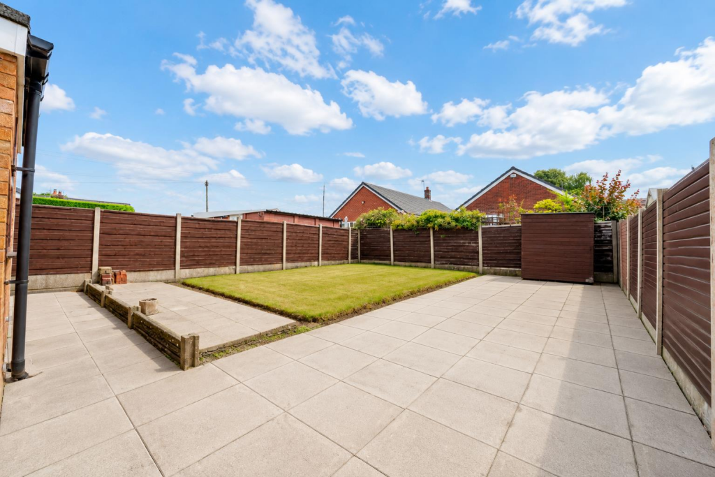 Lea Gate Close, Bolton photo 4