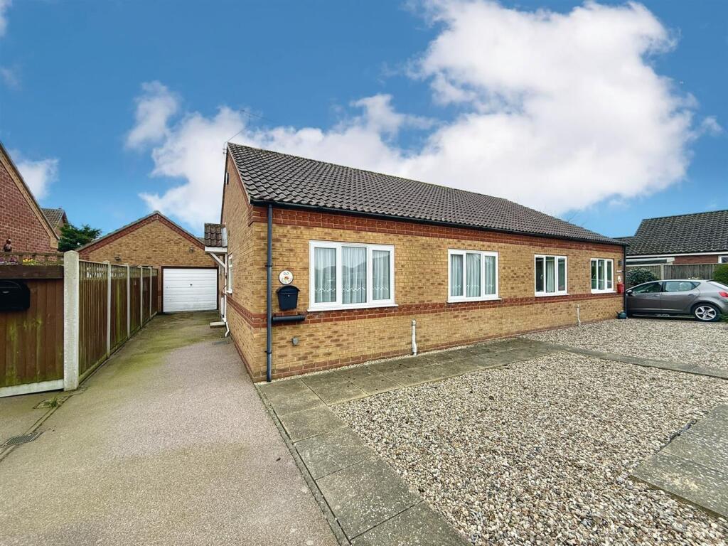 Main image of property: Thurne Rise, Martham, NR29