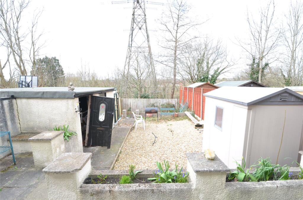 4 bedroom terraced house for rent