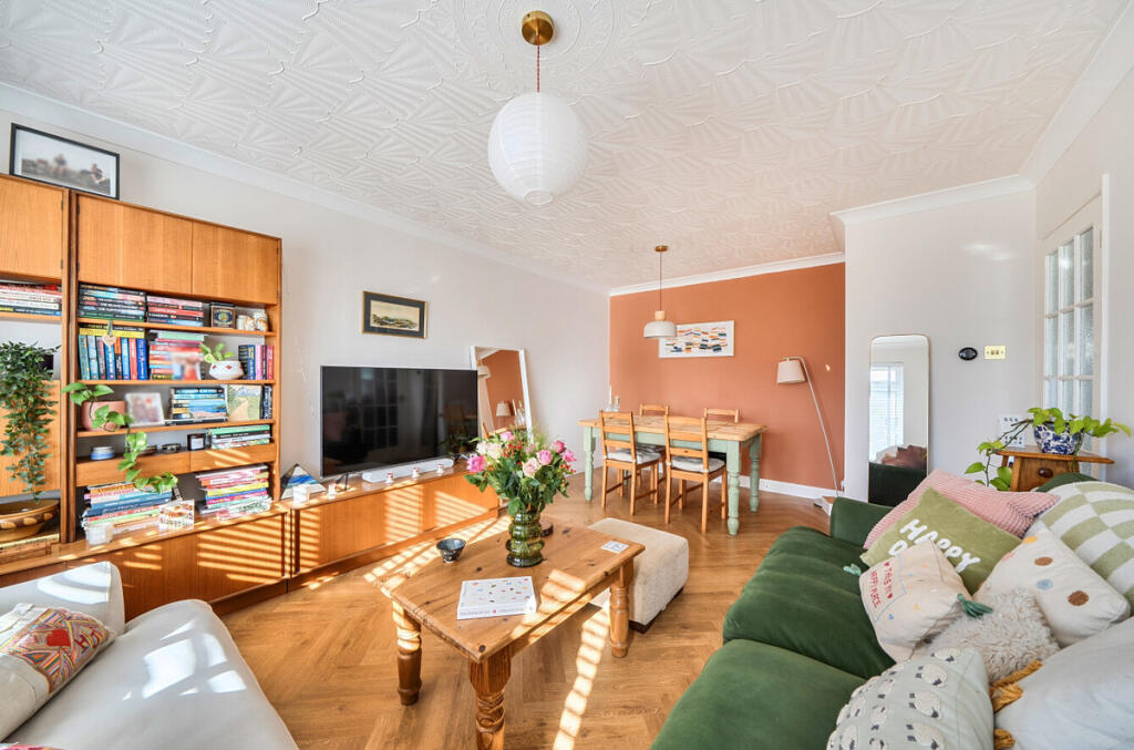 House in Bath - View 2