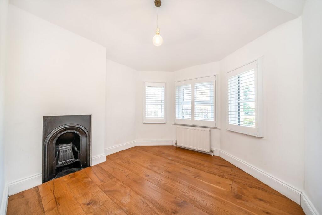 House in London - View 5