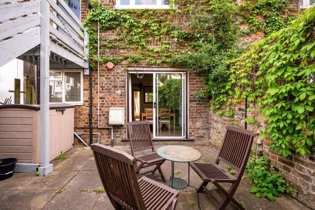 Property photo 11
