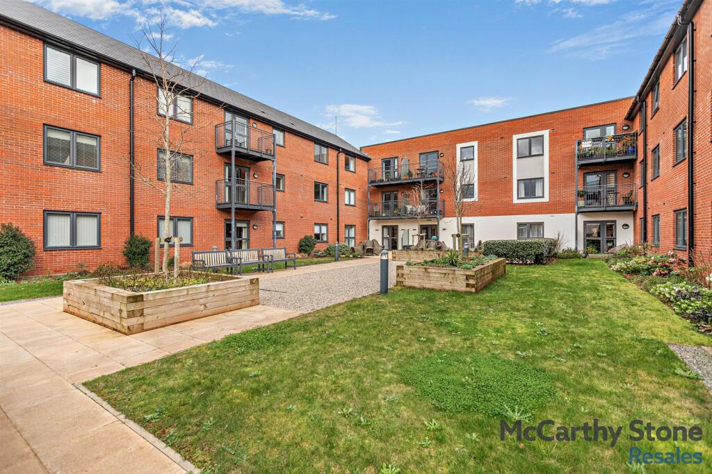 Pym Court, Bewick Avenue, Topsham, Exeter, EX3 0FR photo 2