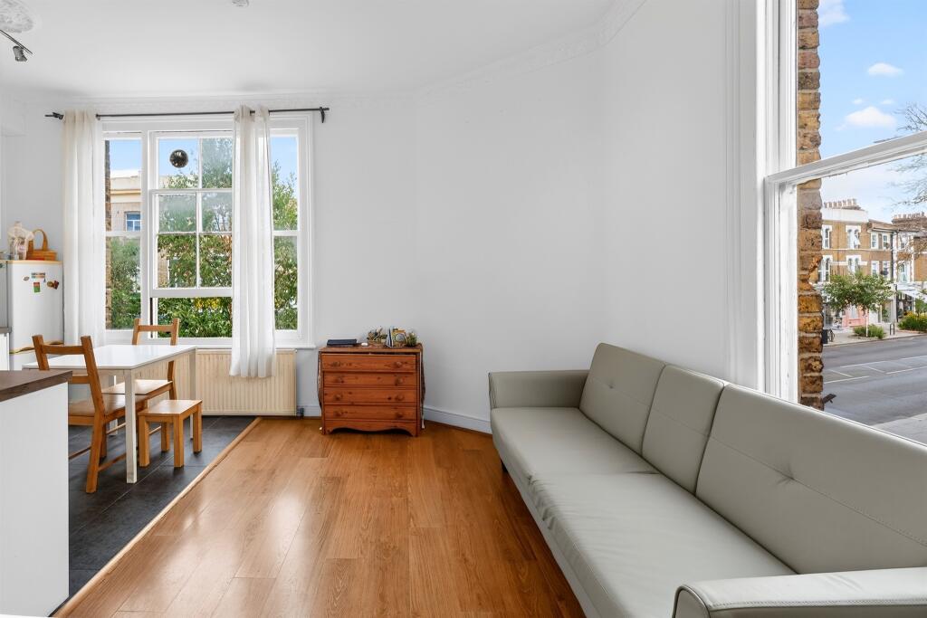 Main image of property: Askew Road, London