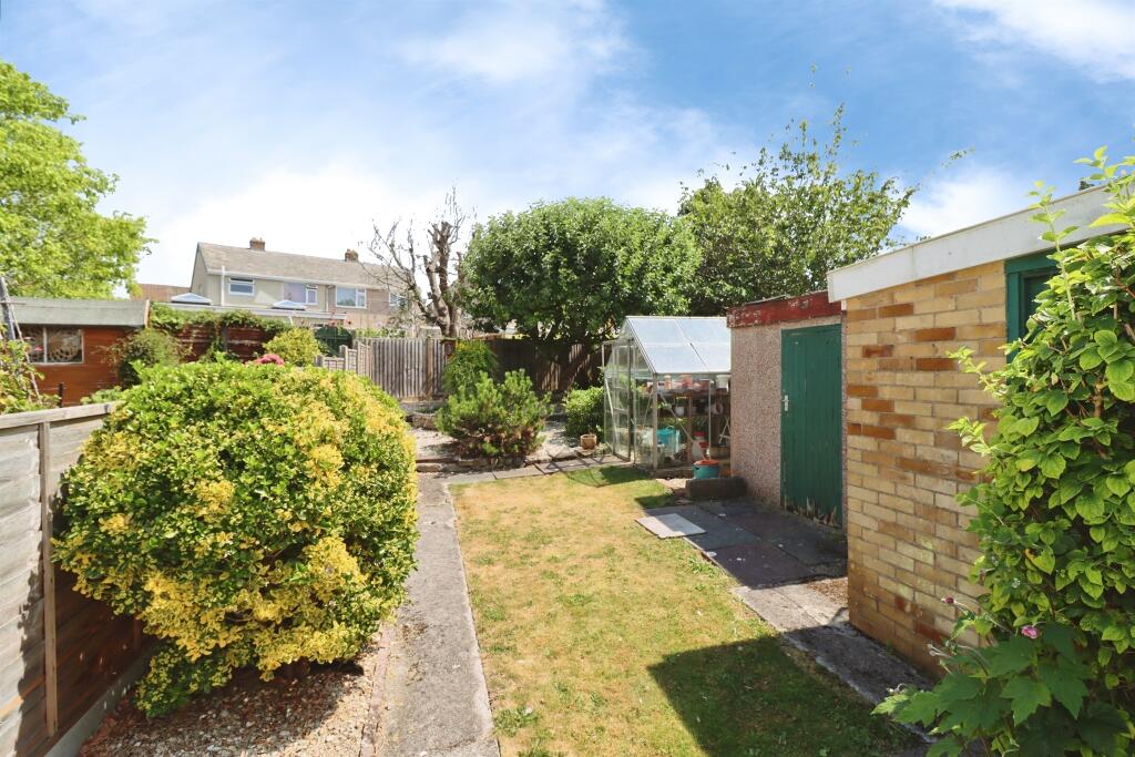 Park Lane, Frampton Cotterell, Bristol photo 3