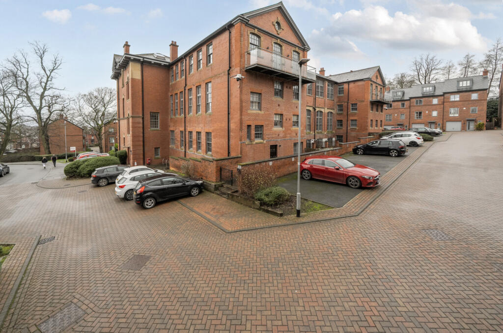 Main image of property: Victoria Gardens, Hyde Park, Leeds, LS6