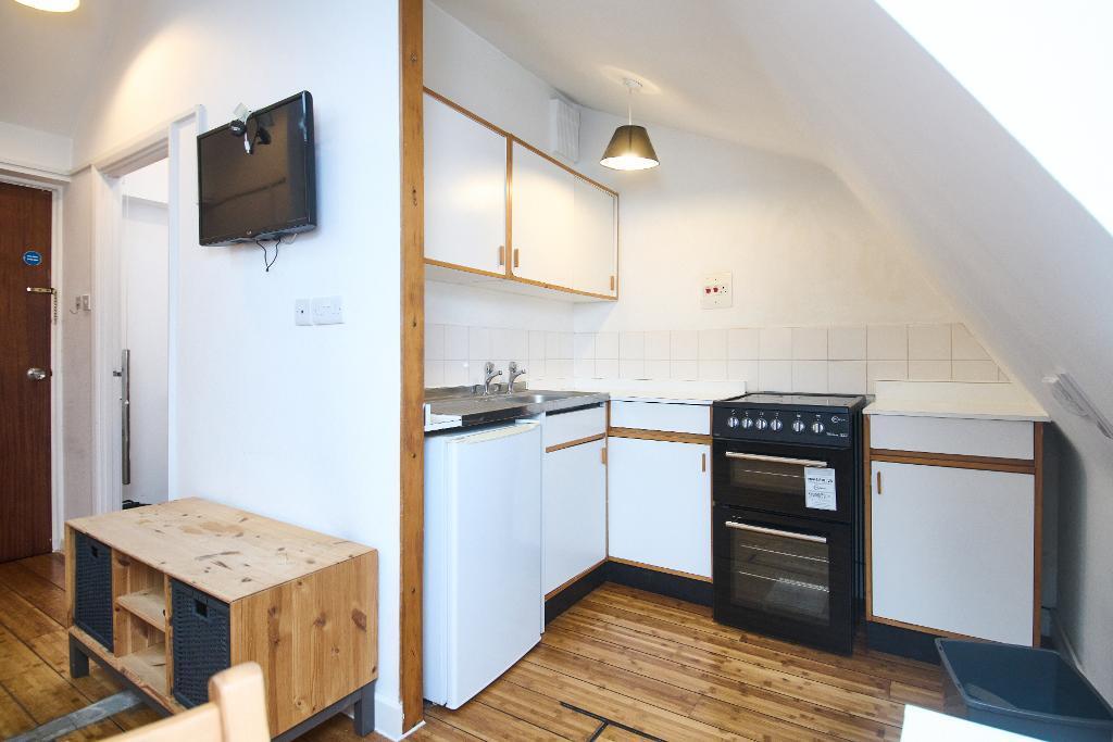 Apartment in Bristol, Tyndall's Park, Spike Island - View 4