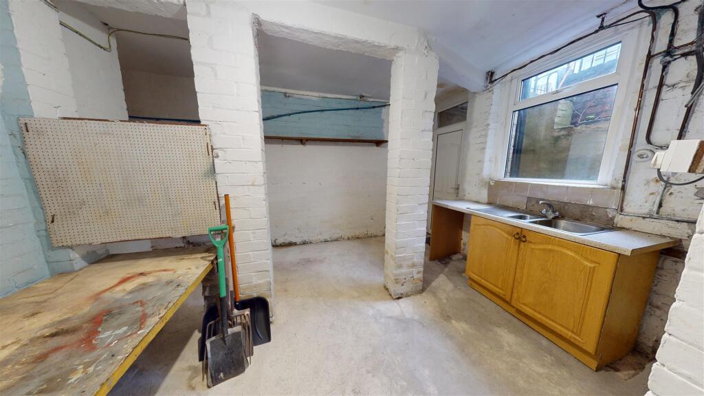 Additional image 10 of Beckside Road, Bradford