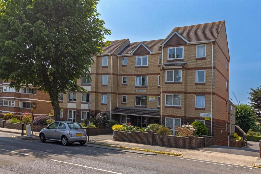 2-bed house on The Drive, Hove, £115,000