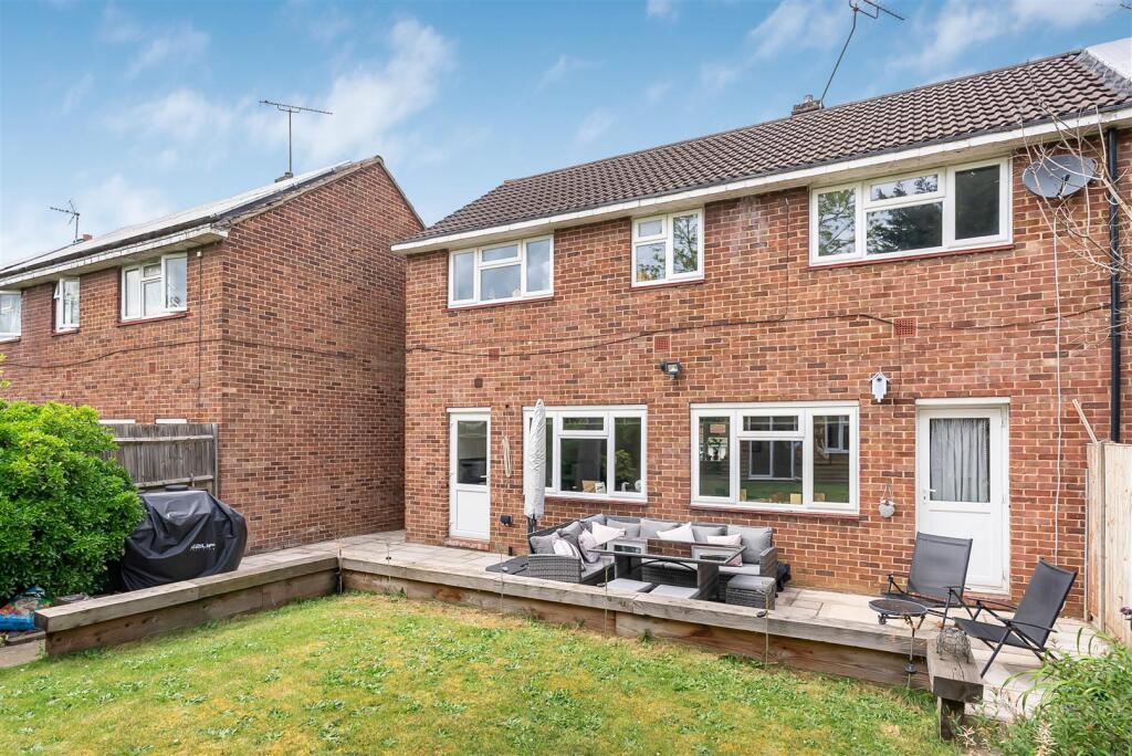 Main image of property: Days Close, Hatfield
