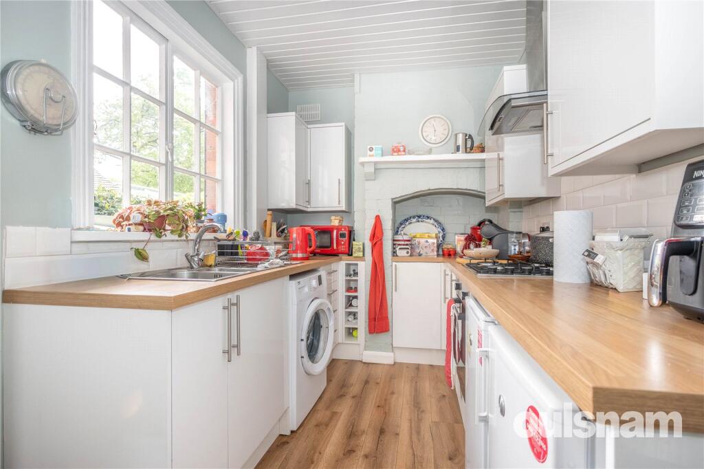 House in Birmingham, Bournville - More