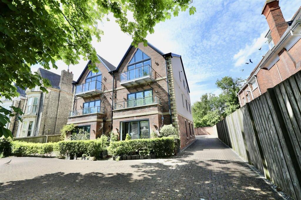 Main image of property: Pearson Park, Kingston Upon Hull
