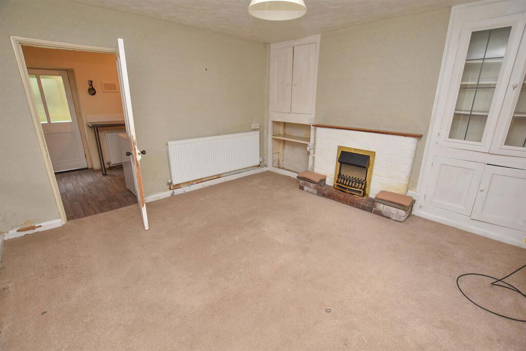 Church Square, Bromborough photo 4