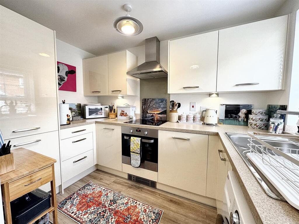 House in Newport, Cefn, Rogerstone - View 3