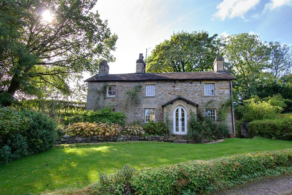 Main image of property: YEW TREE COTTAGE, MELLING, LA6 2RE