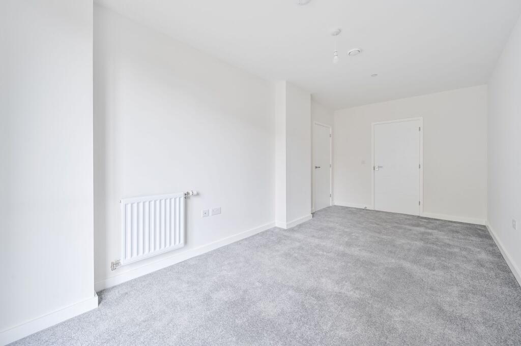 Apartment in London, Royal Borough of Greenwich - More