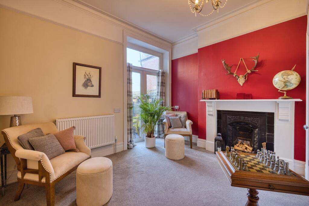 House in Canterbury - More