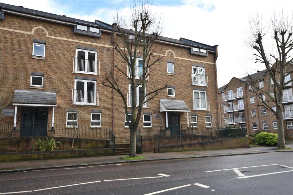 Main image of property: Manchester Road, London, E14