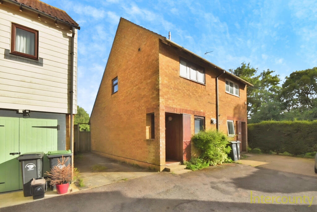 Main image of property: Loompits Way, Saffron Walden, Essex, CB11